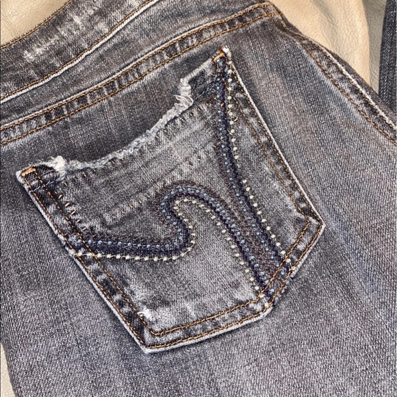 citizens of humanity jeans.Distressed ripped jeans - Picture 5 of 8